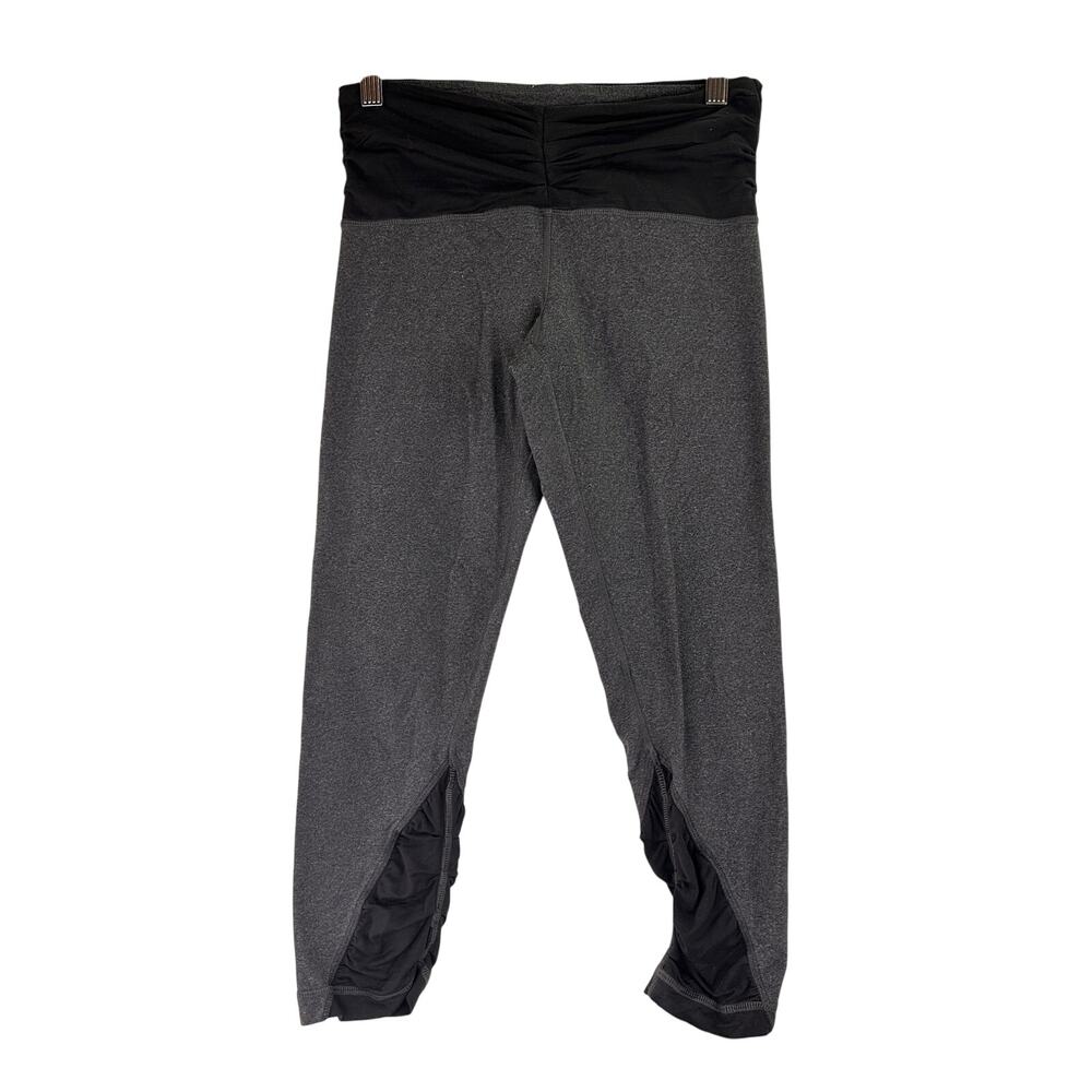Lululemon Women's Grey Embrace Crop Leggings Size 6